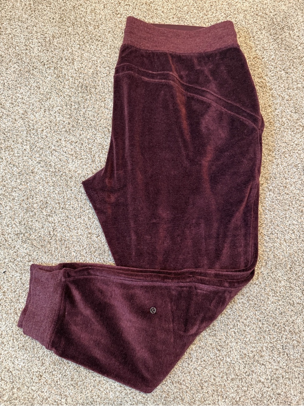 Lululemon *Velvet* Warm Down Jogger